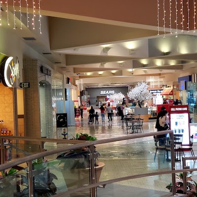 2019-11-26 Somerville Towne Center interior